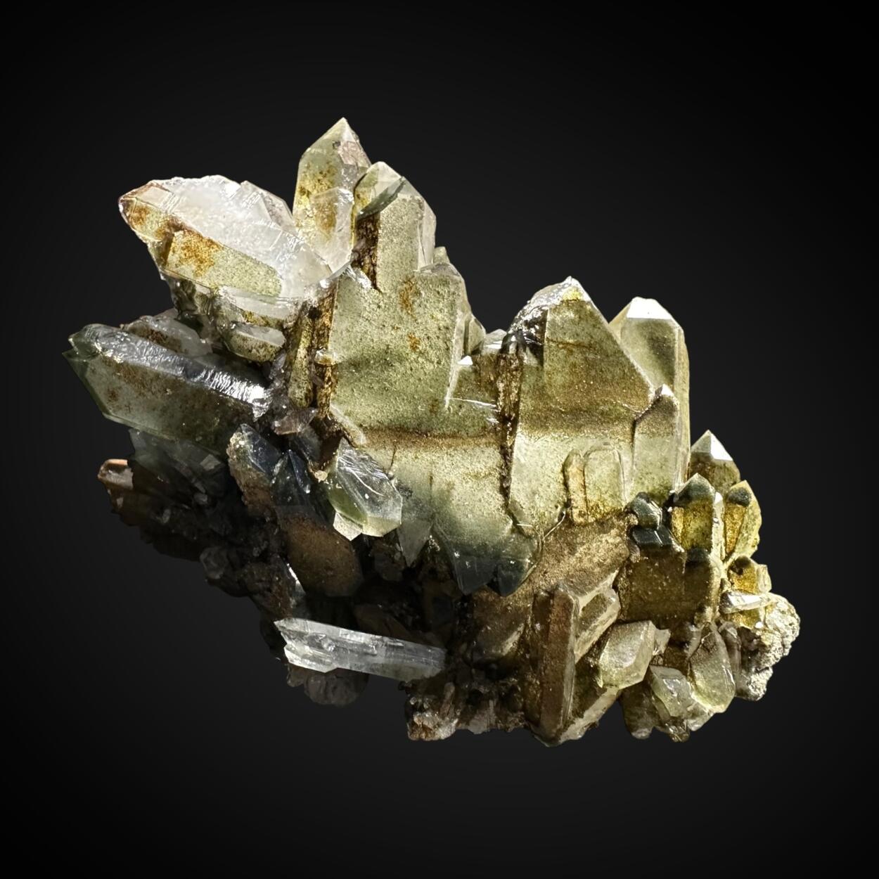 Faden Quartz With Chlorite Inclusions