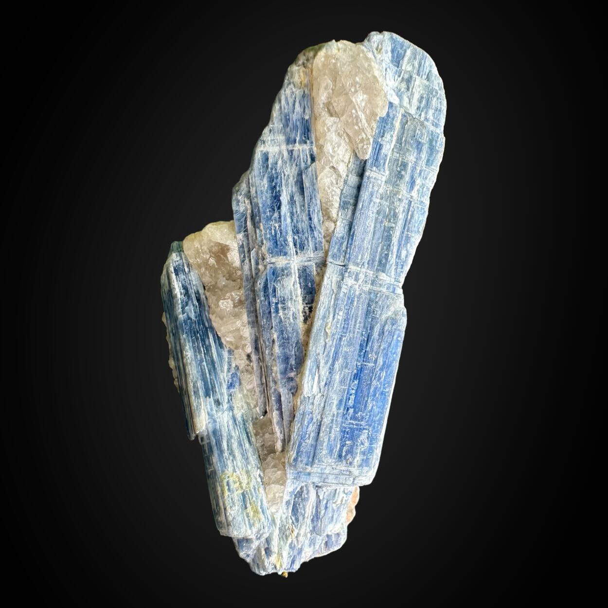 Kyanite