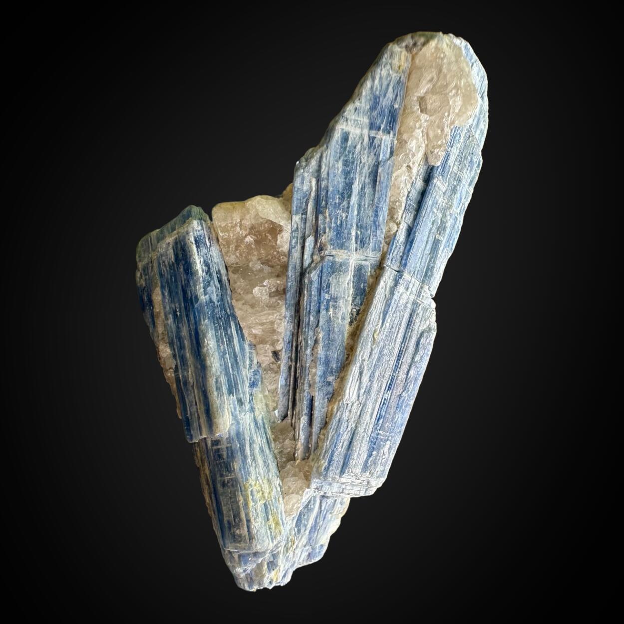 Kyanite