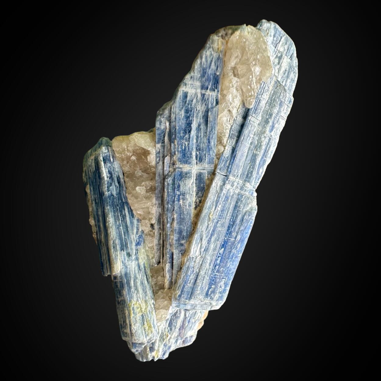 Kyanite