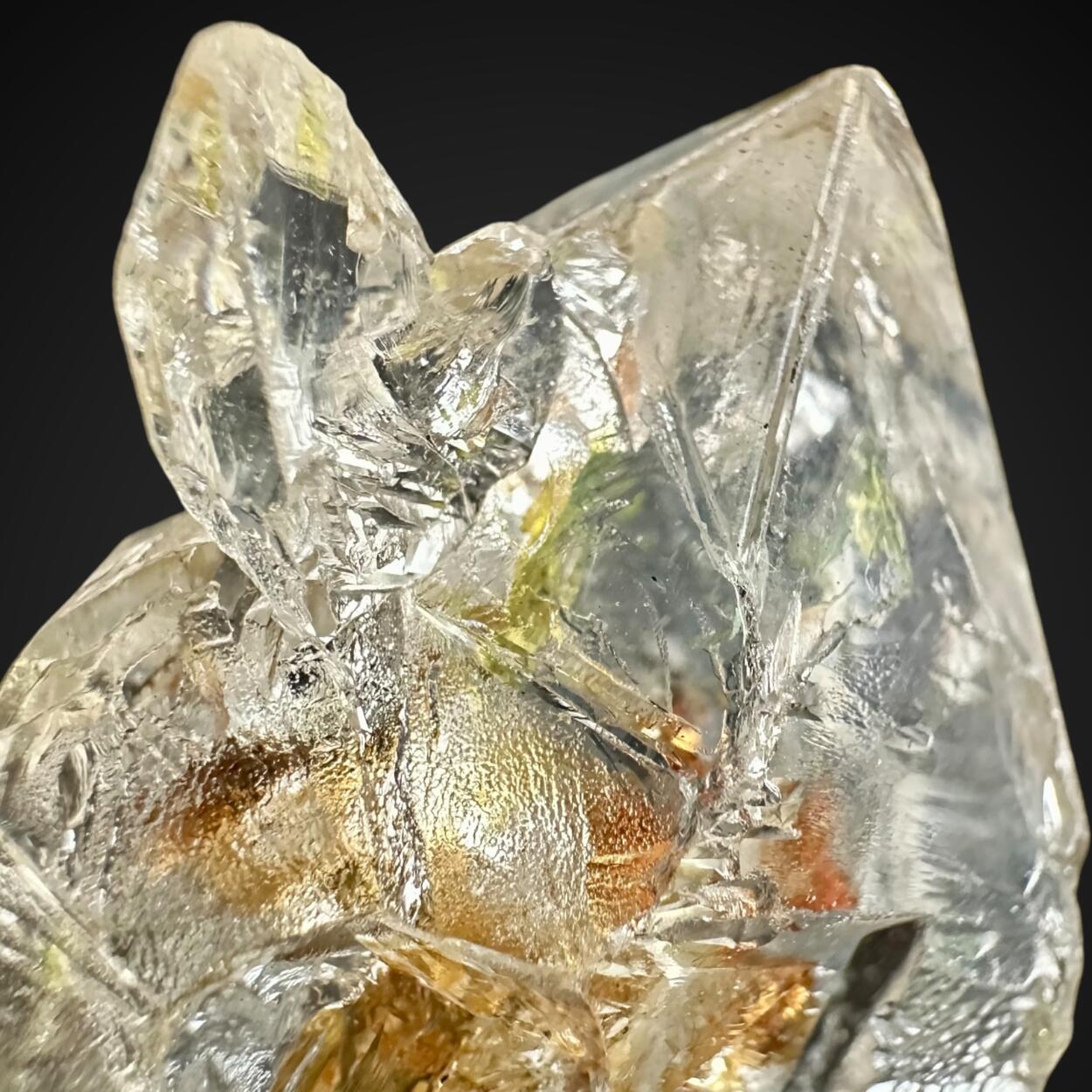 Quartz With Petroleum Inclusions