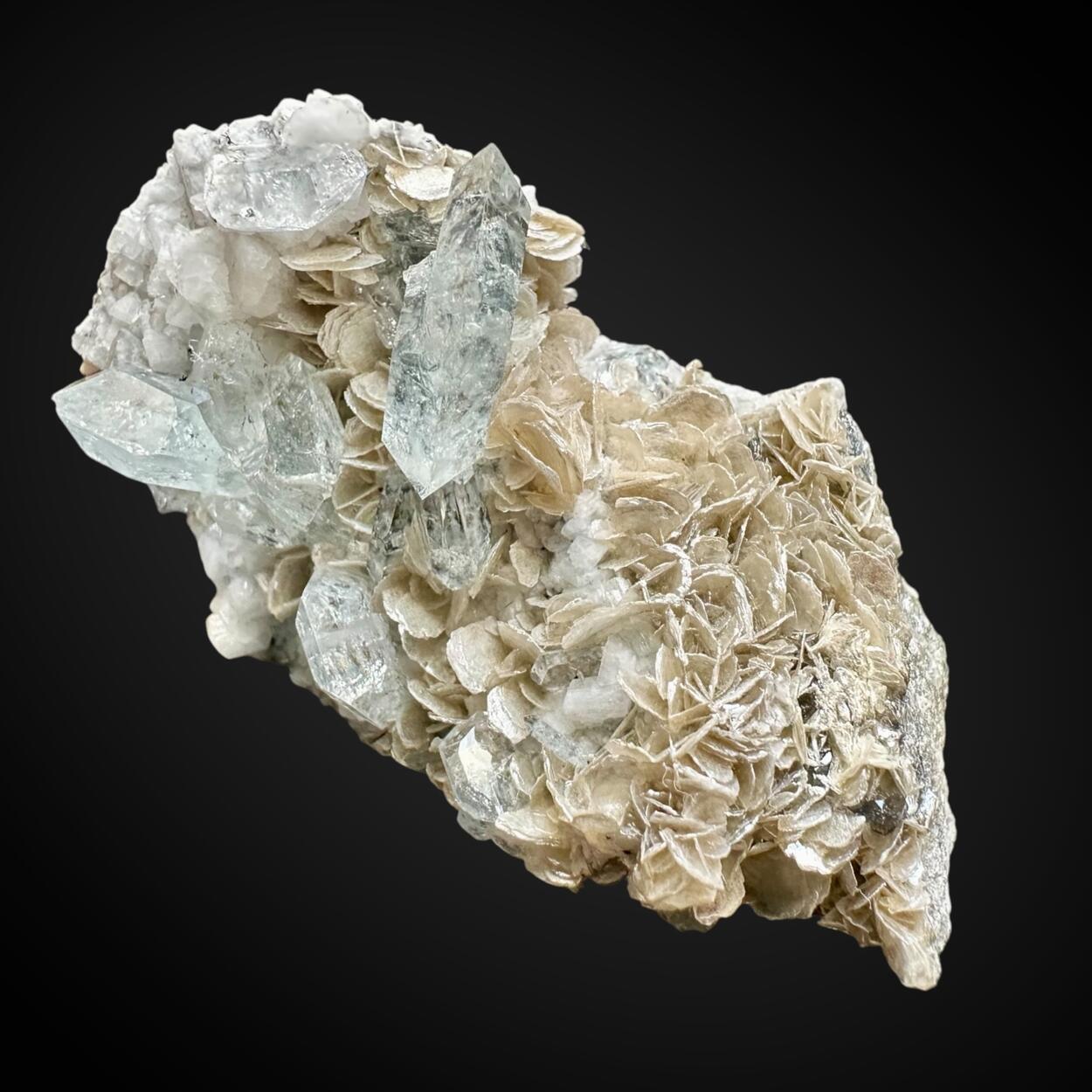 Goshenite & Muscovite