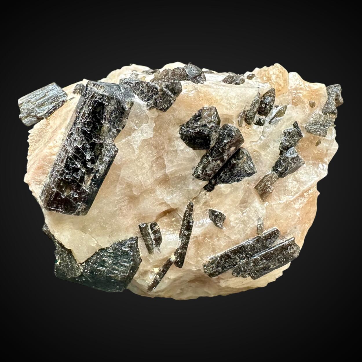 Fluoro-richterite