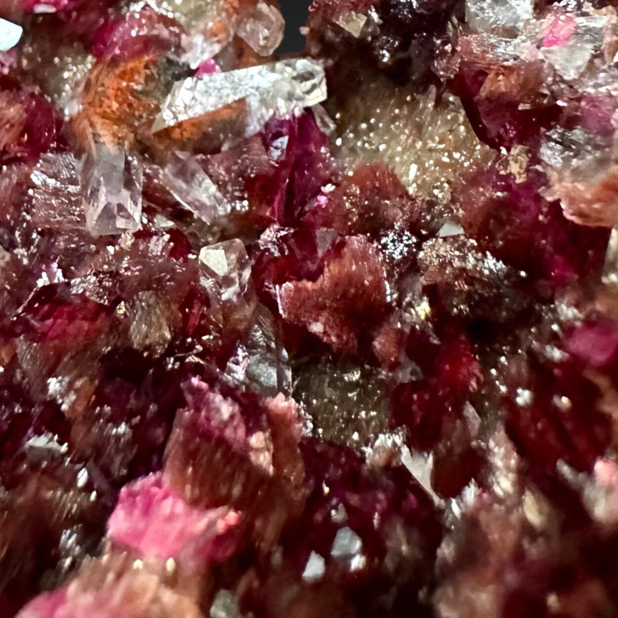 Roselite Anorthoroselite & Calcite