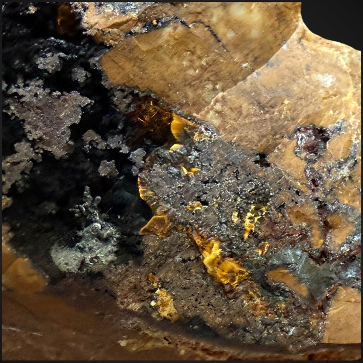 Cacoxenite & Kidwellite