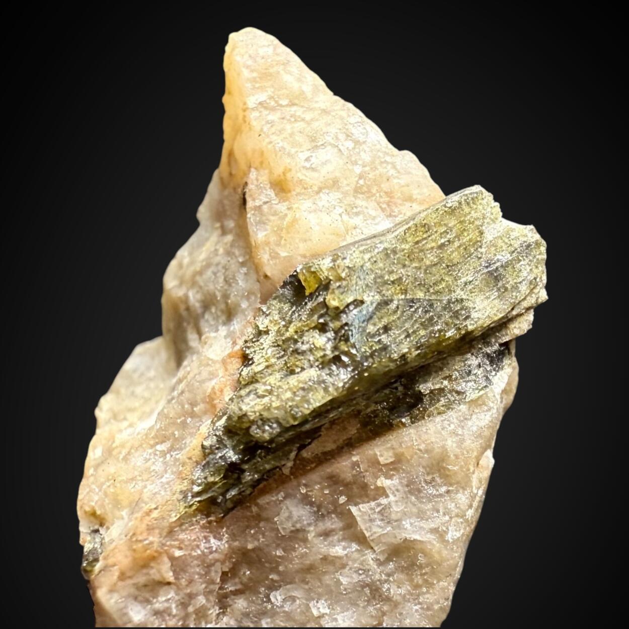 Thortveitite