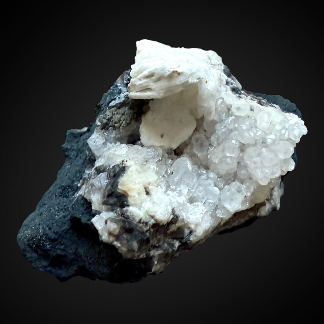 Hydrocerussite & Calcite