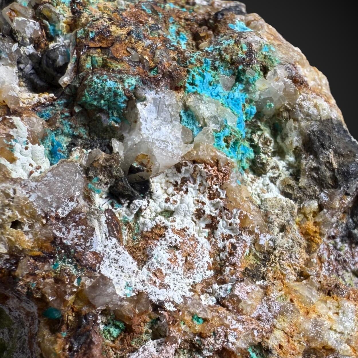 Liroconite With Olivenite & Clinoclase