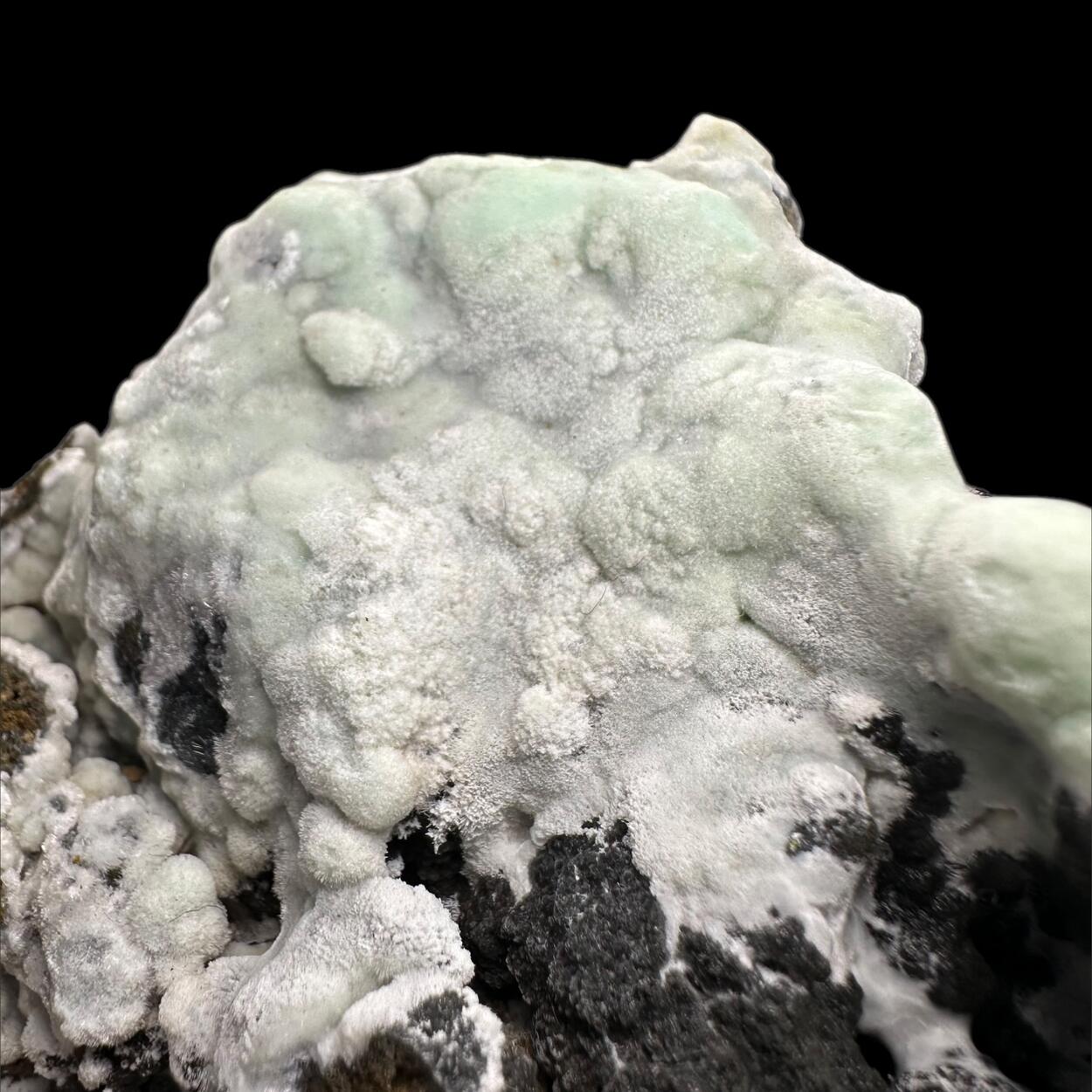 Aragonite On Mottramite