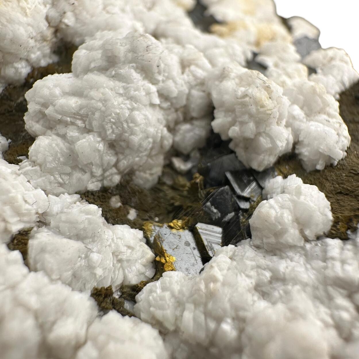 Sphalerite With Chalcopyrite & Dolomite