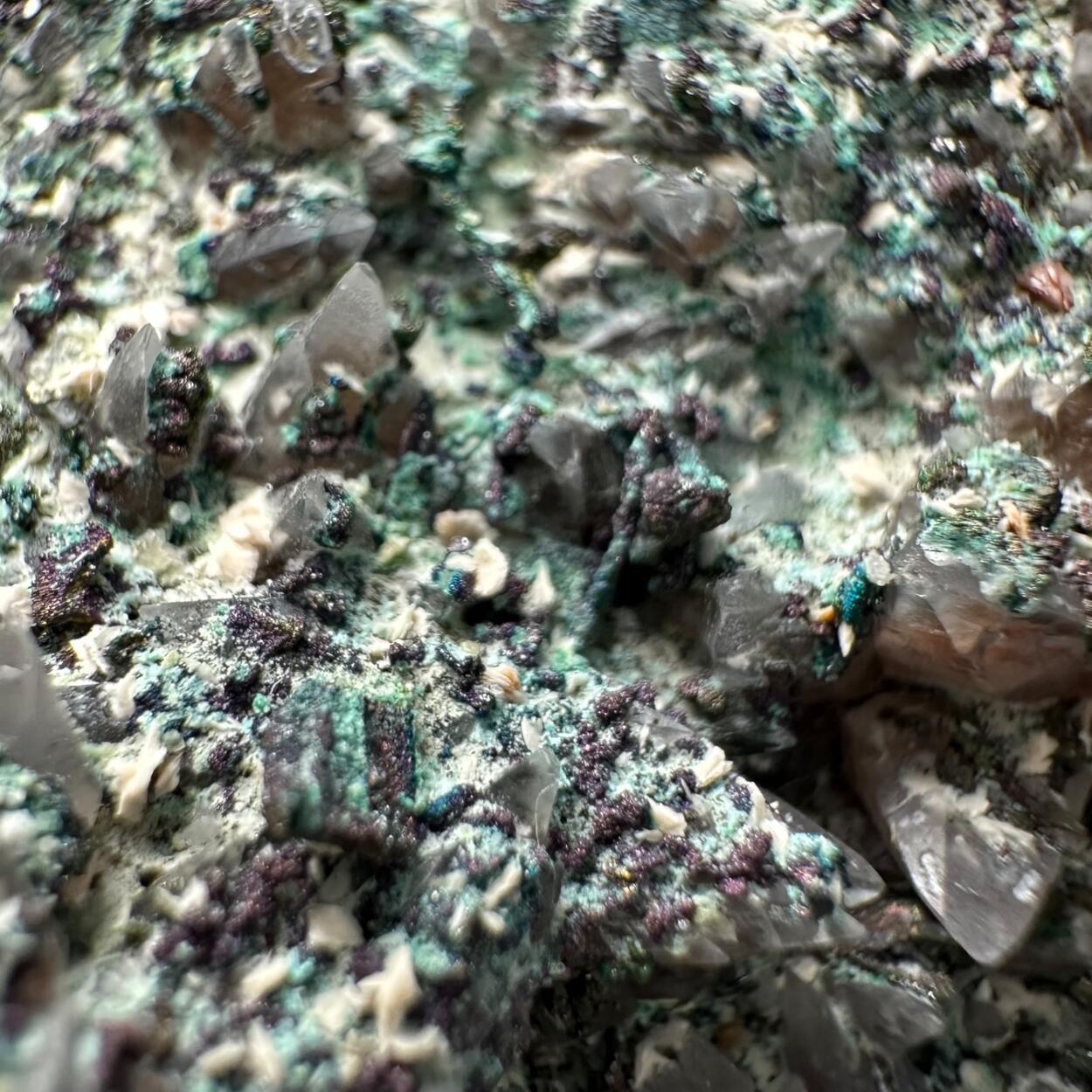 Chalcopyrite & Calcite