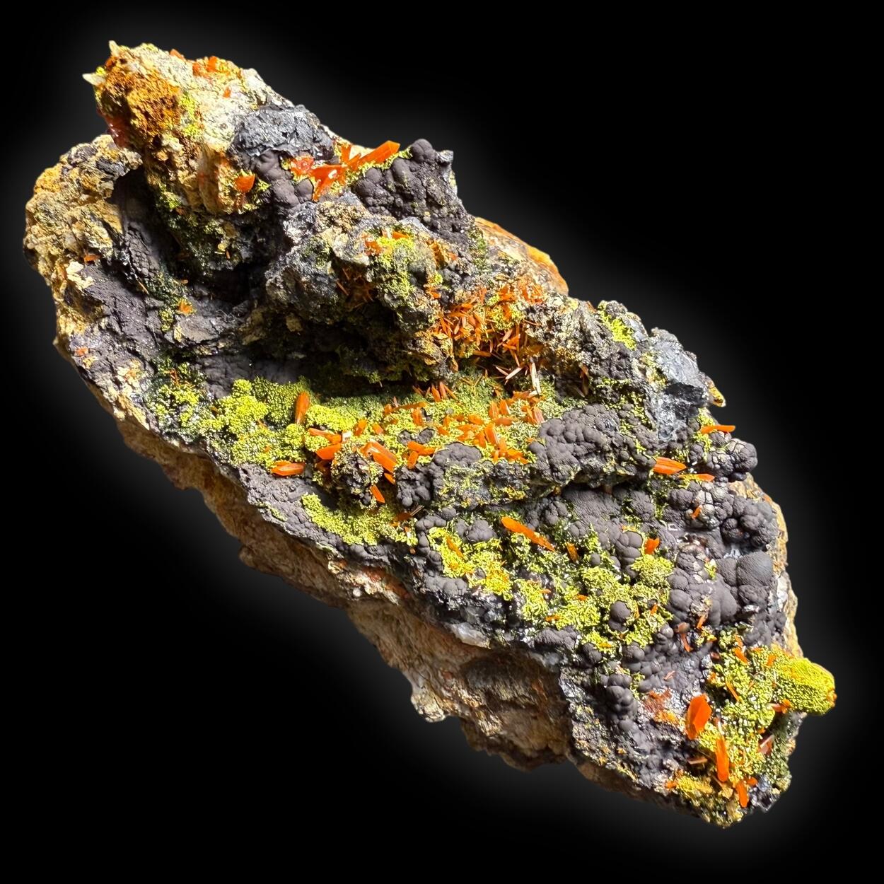Crocoite & Pyromorphite On Cryptomelane