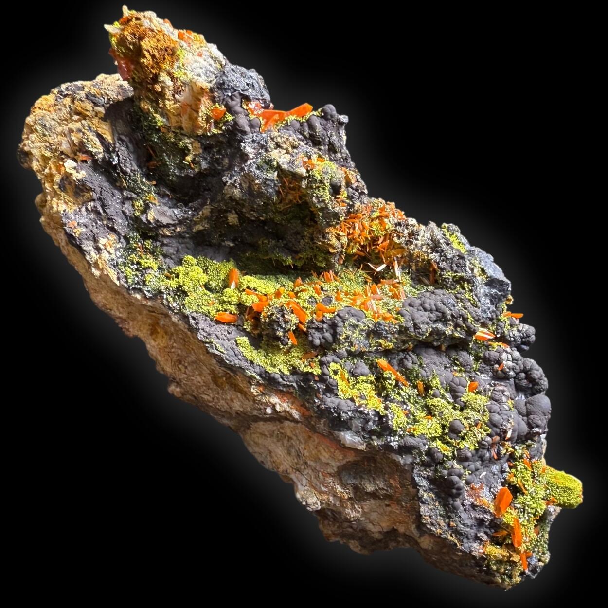 Crocoite & Pyromorphite On Cryptomelane