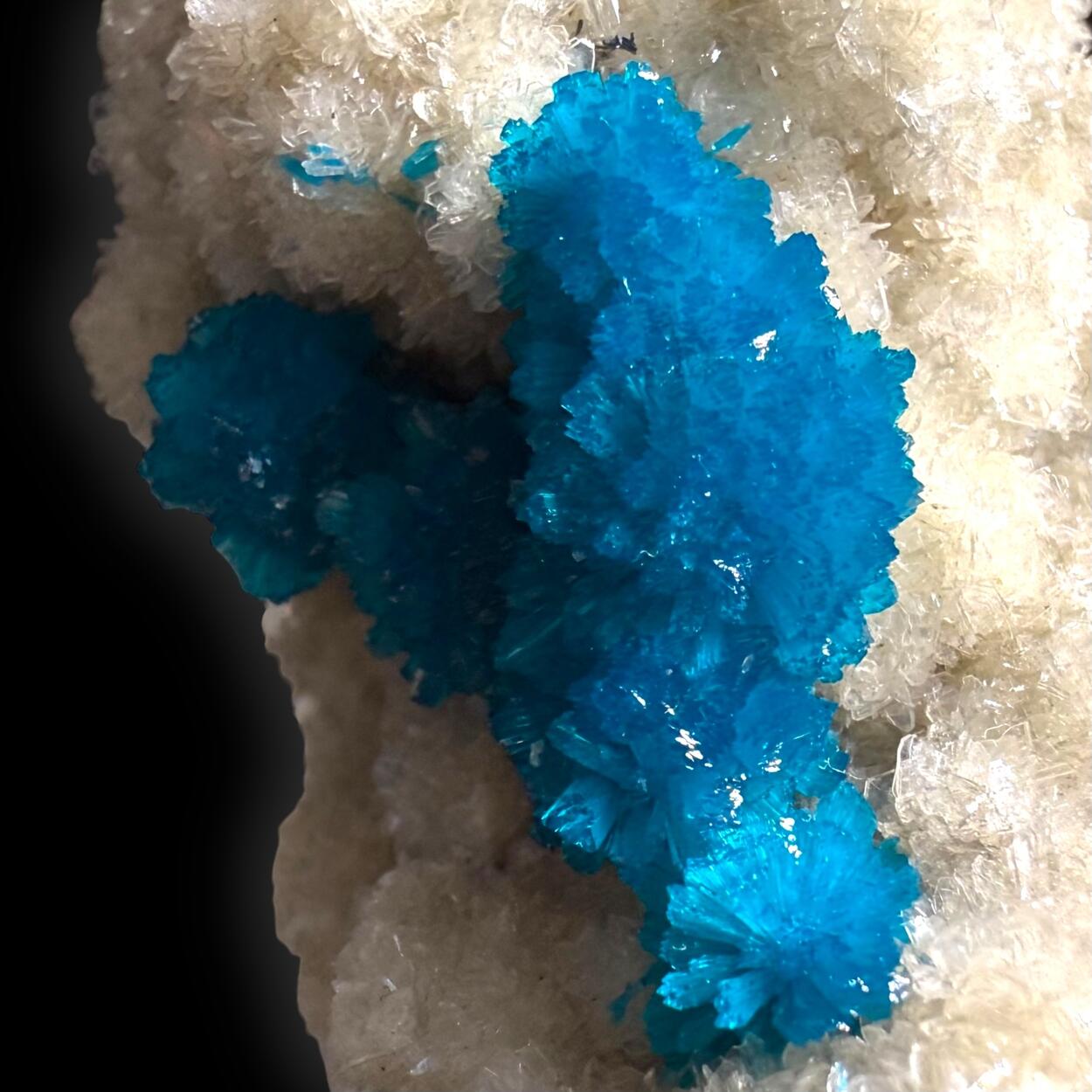 Cavansite