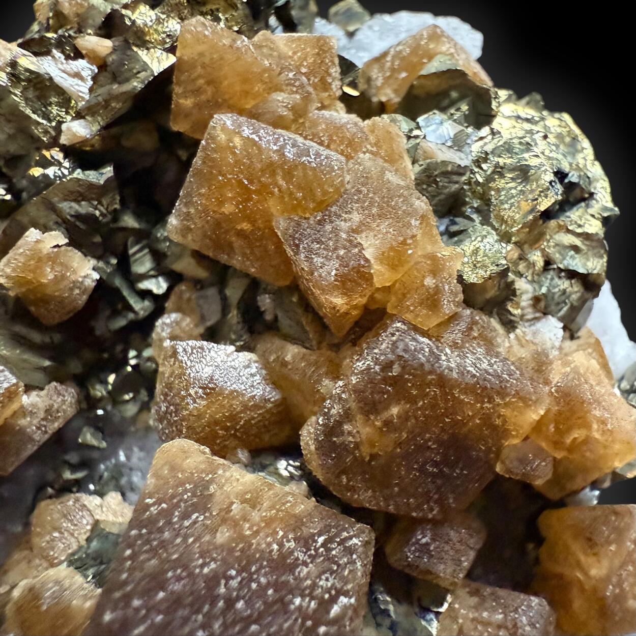 Siderite & Chalcopyrite