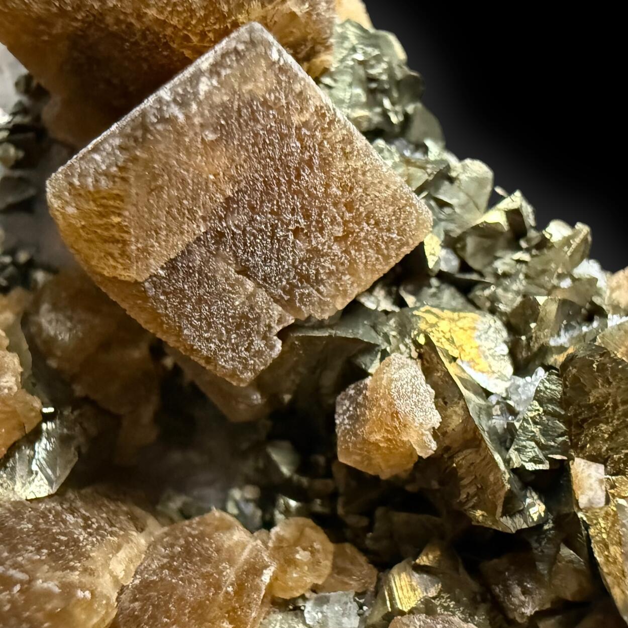 Siderite & Chalcopyrite