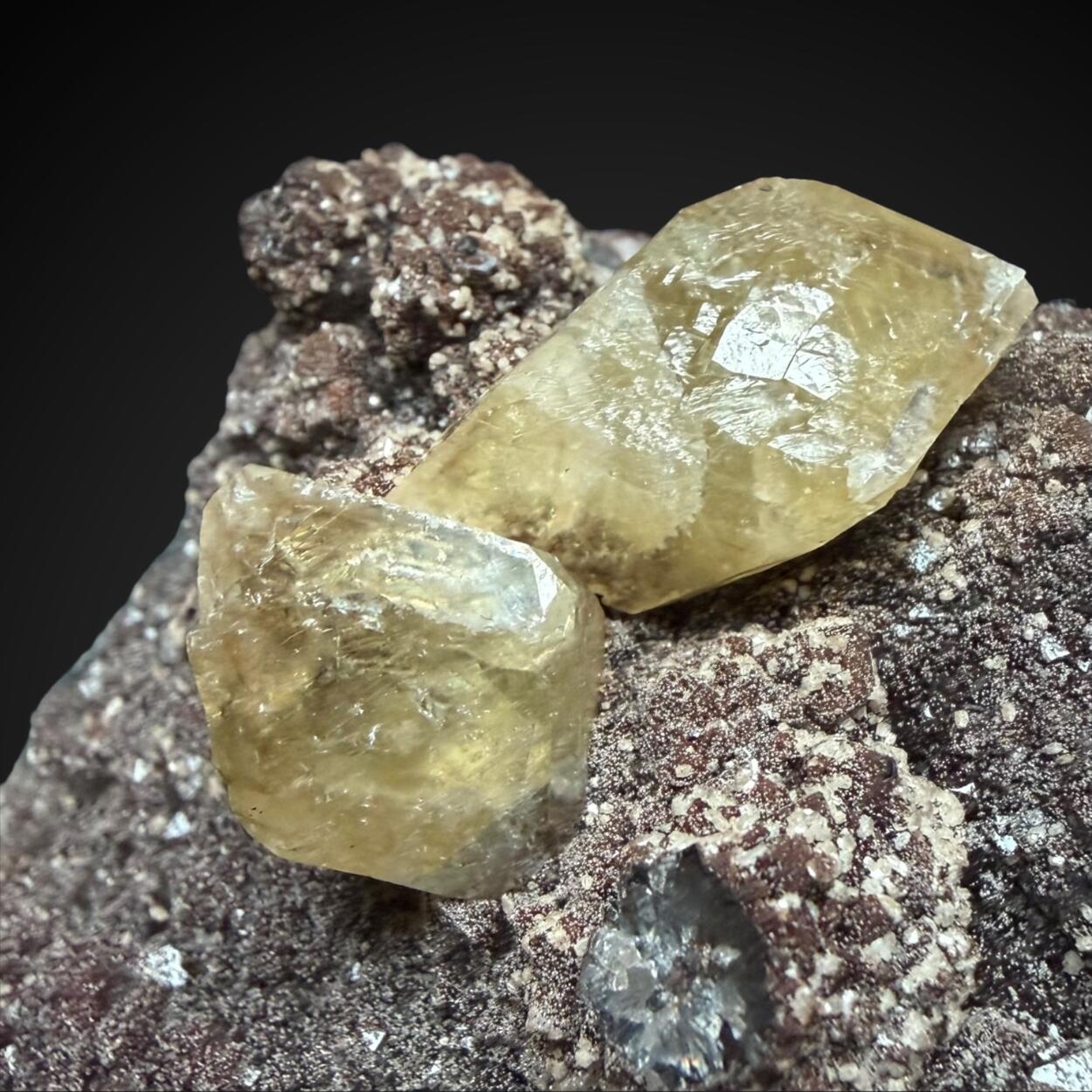 Smithsonite With Quartz & Willemite