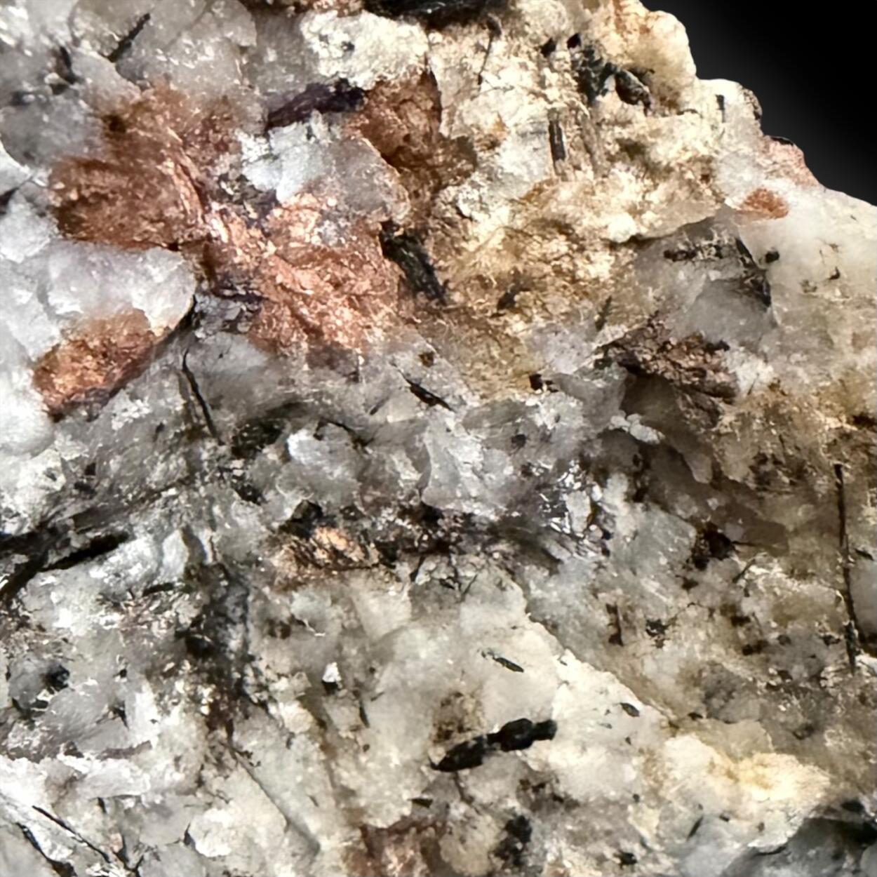 Tundrite-(Ce) & Catapleiite
