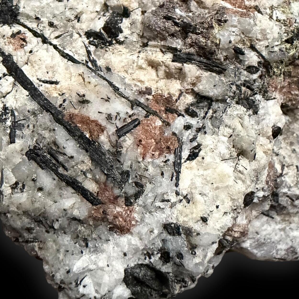Tundrite-(Ce) & Catapleiite