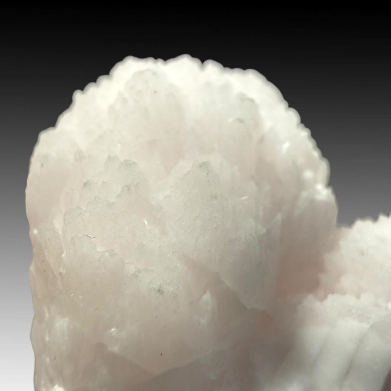 Manganoan Calcite