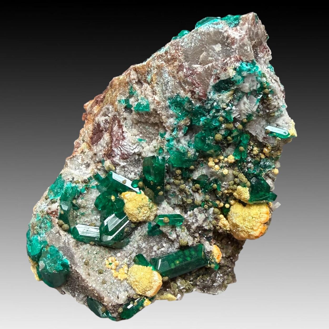 Dioptase With Mimetite & Mottramite