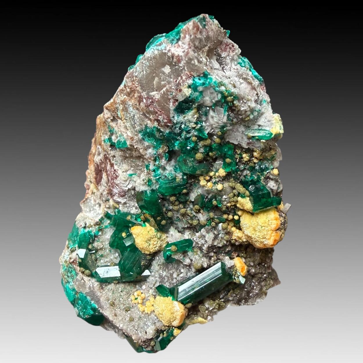 Dioptase With Mimetite & Mottramite