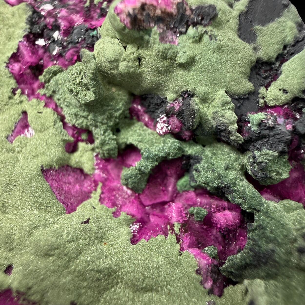 Kolwezite On Cobaltoan Calcite