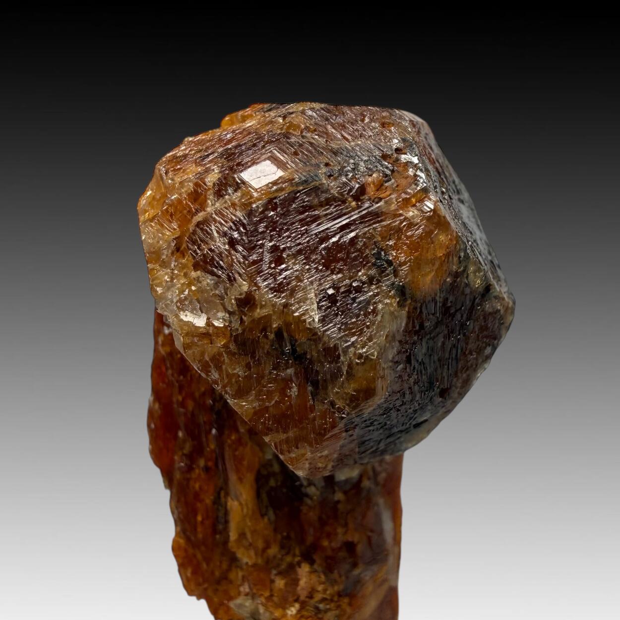 Spessartine On Kyanite