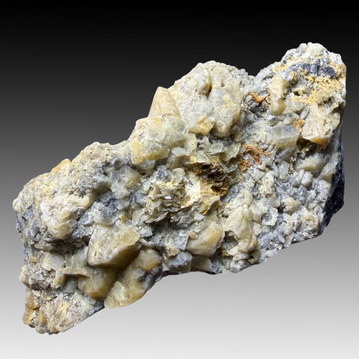 Scheelite On Wolframite