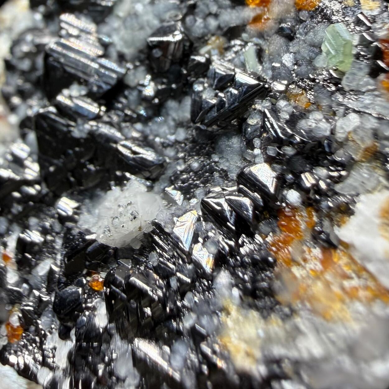 Magnetite With Chondrodite