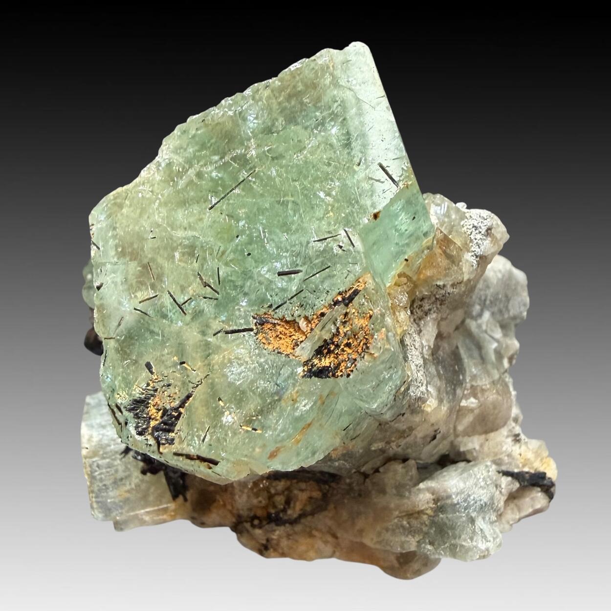 Aquamarine With Schorl