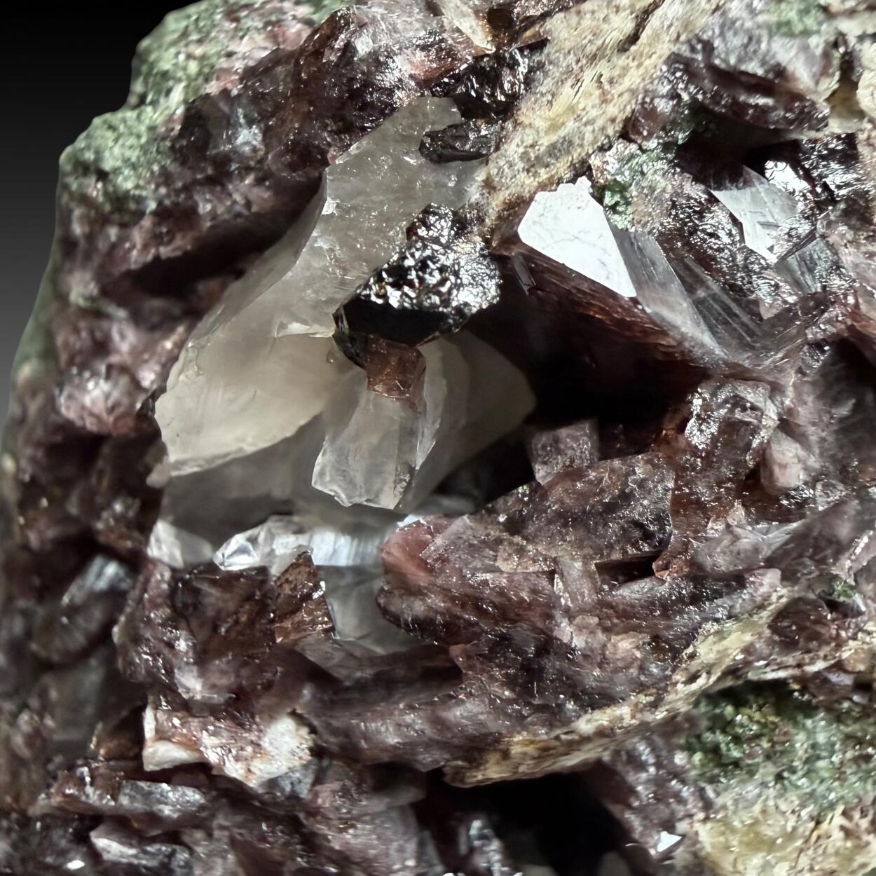 Malayaite Axinite-(Fe) & Hedenbergite