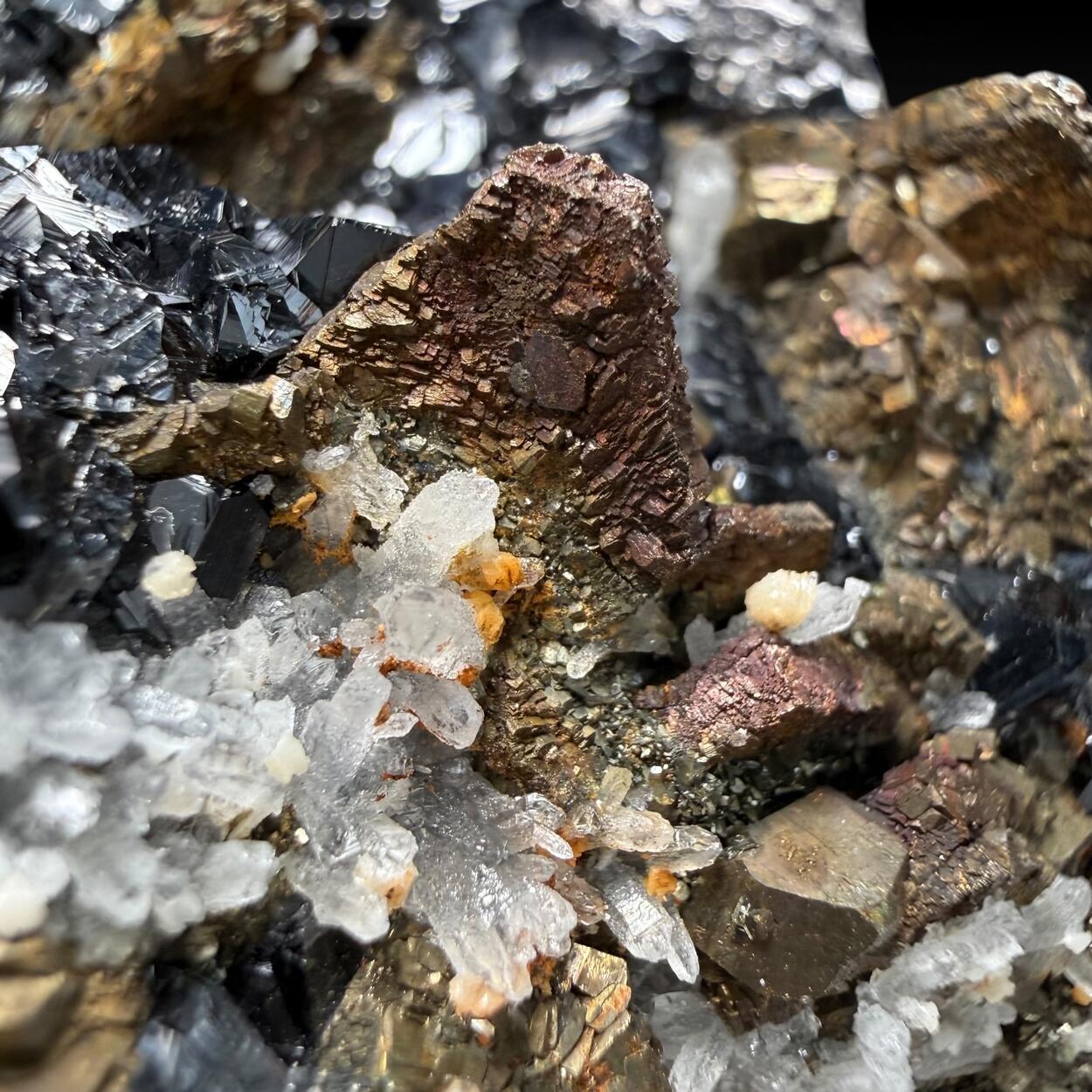 Pyrrhotite With Sphalerite & Pyrite Psm Pyrrhotite