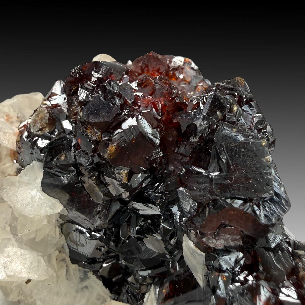 Sphalerite With Calcite