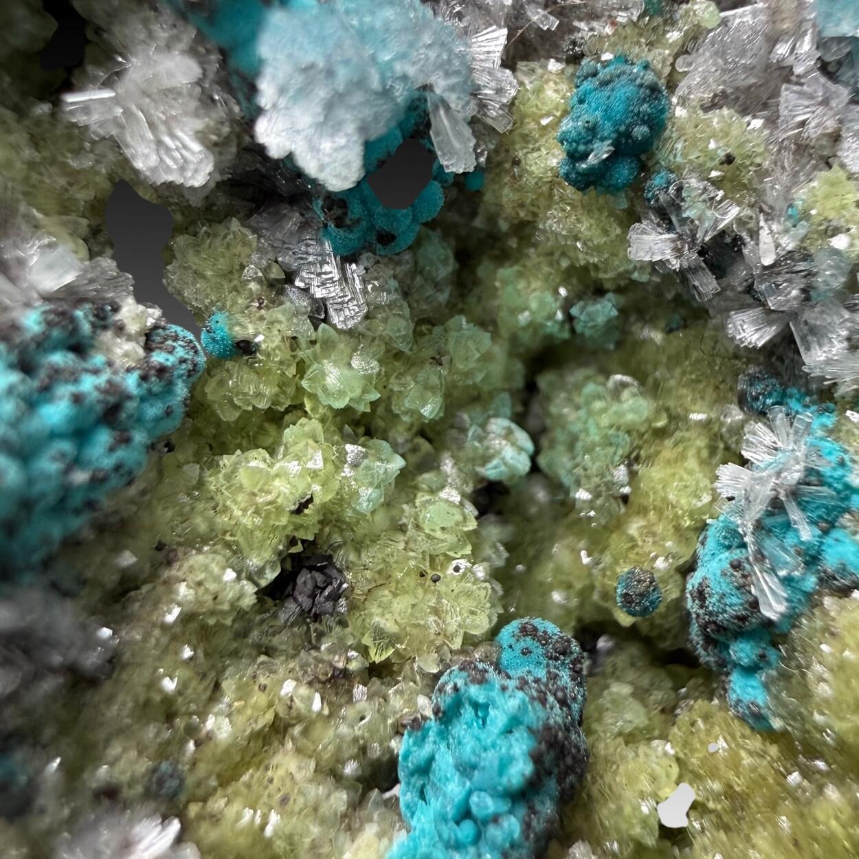 Rosasite With Hemimorphite On Smithsonite