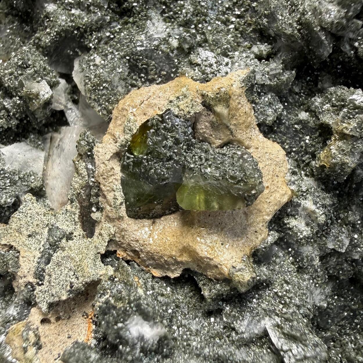 Adularia With Chlorite