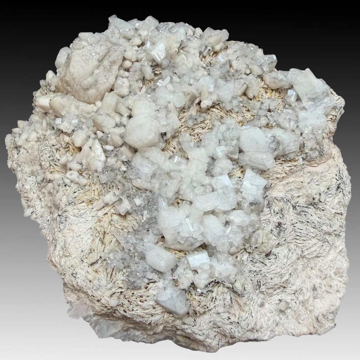 Calcite & Harmotome Brewsterite On Baryte