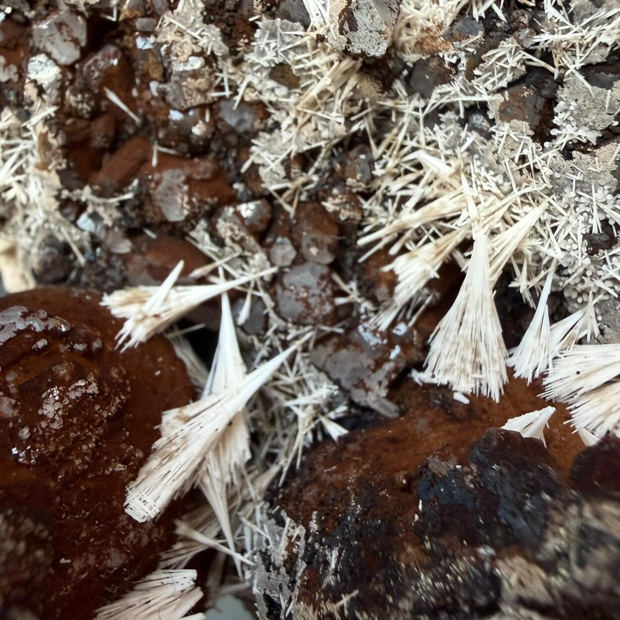 Kutnohorite & Calcite