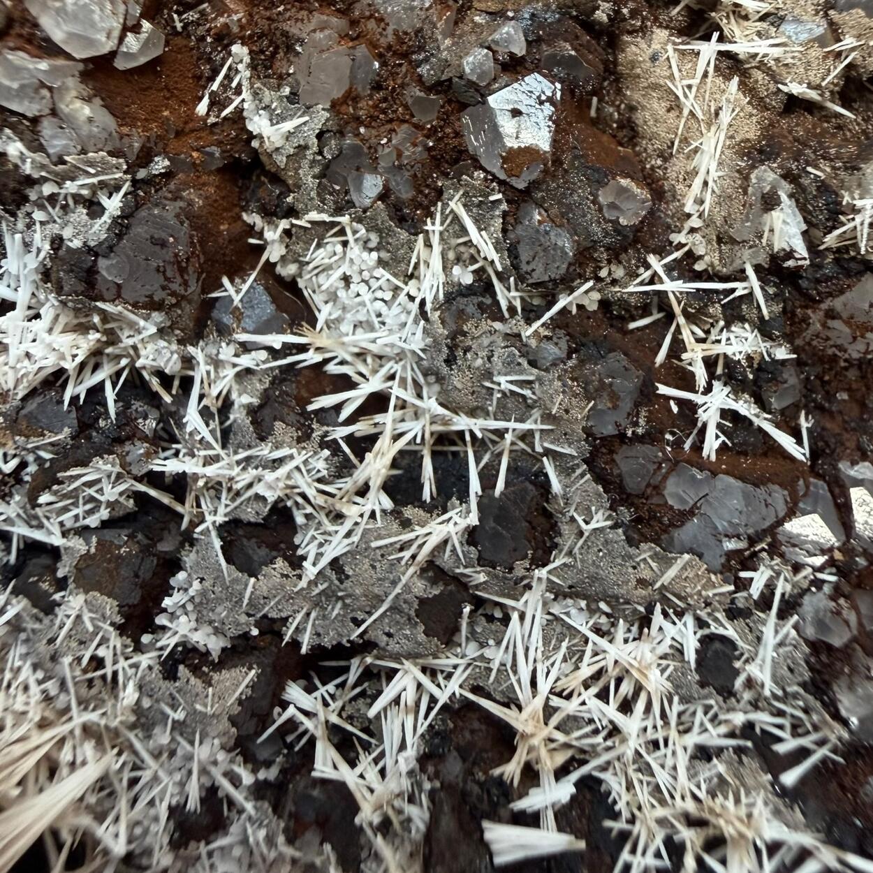 Kutnohorite & Calcite