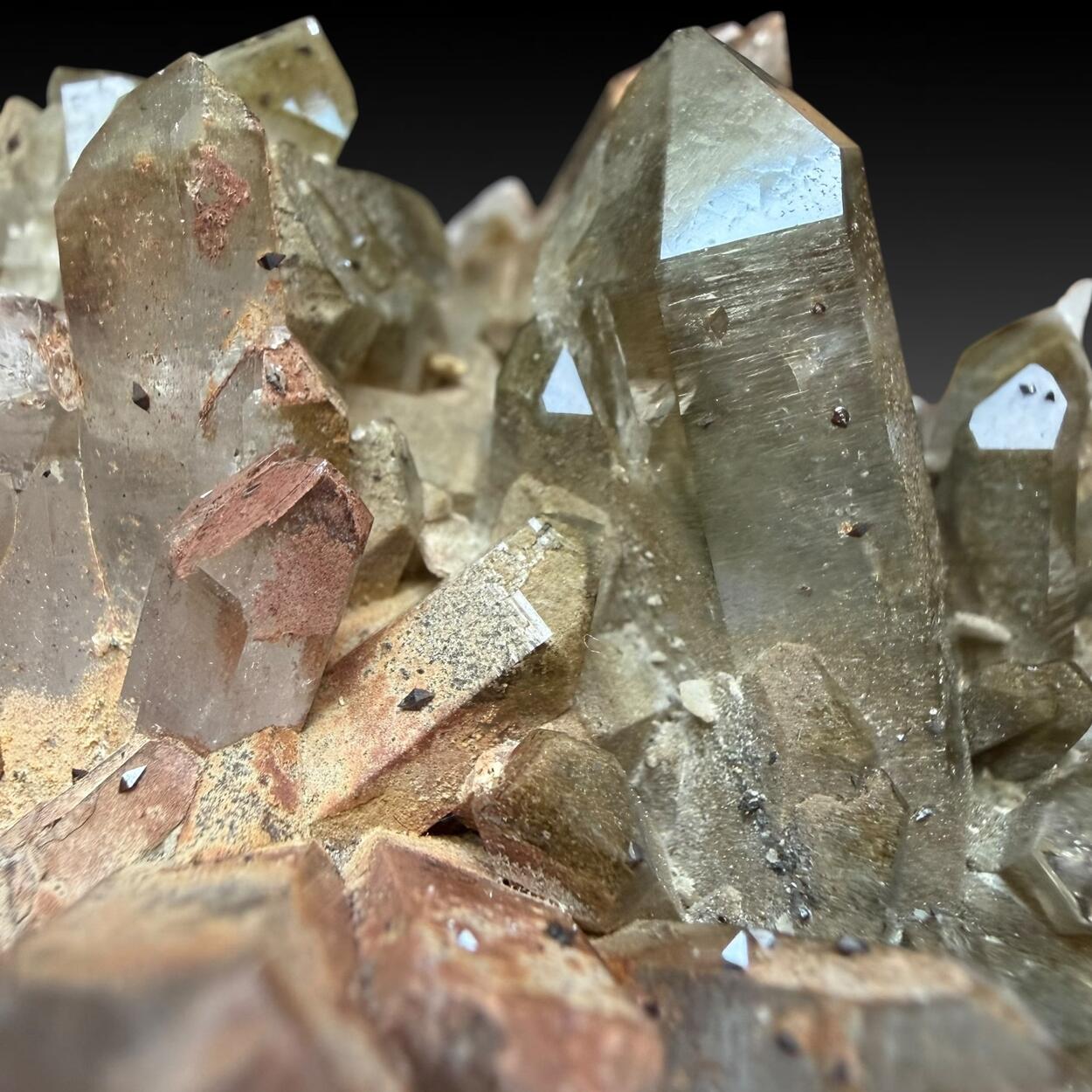 Quartz With Chlorite Inclusions & Anatase