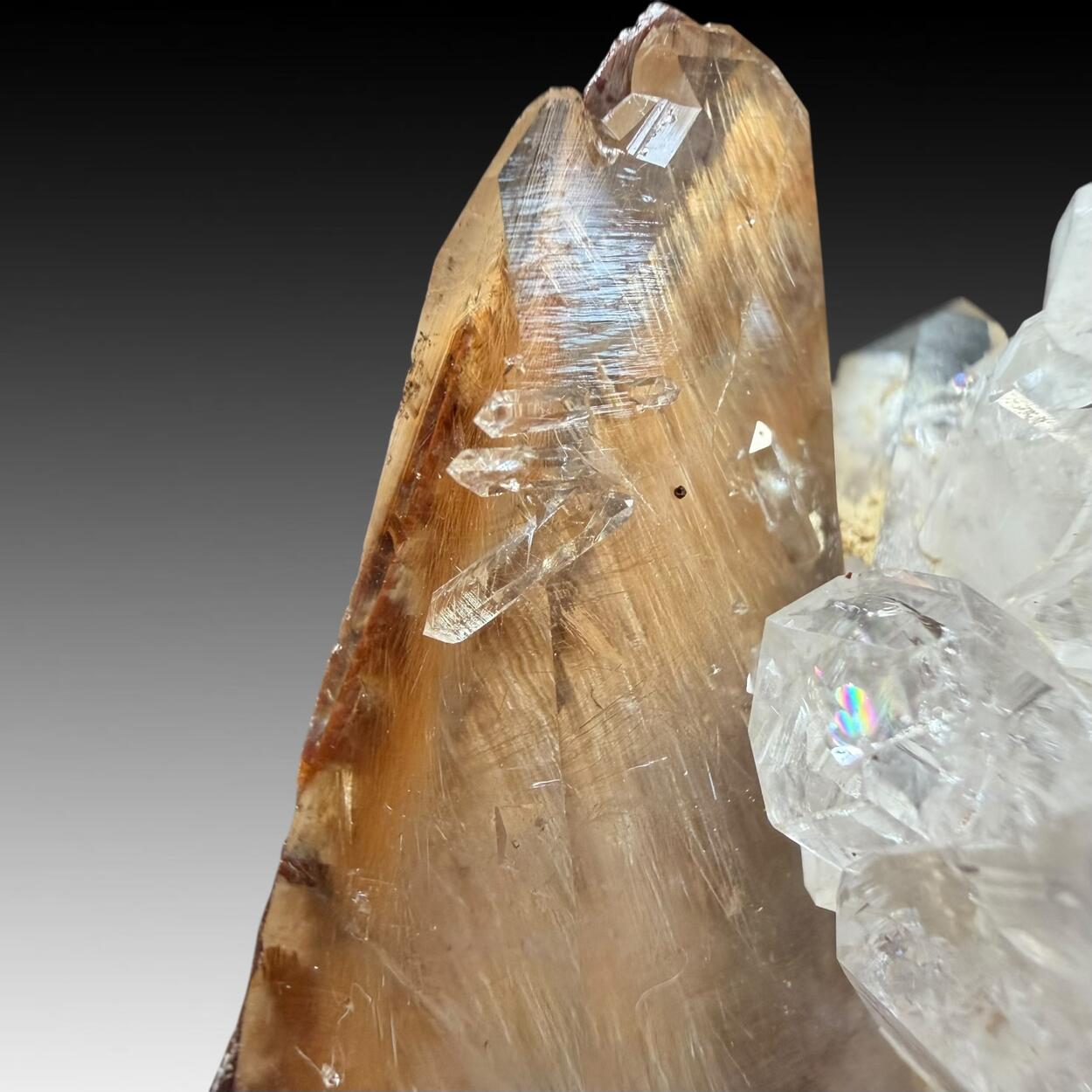 Quartz With Brookite Inclusions