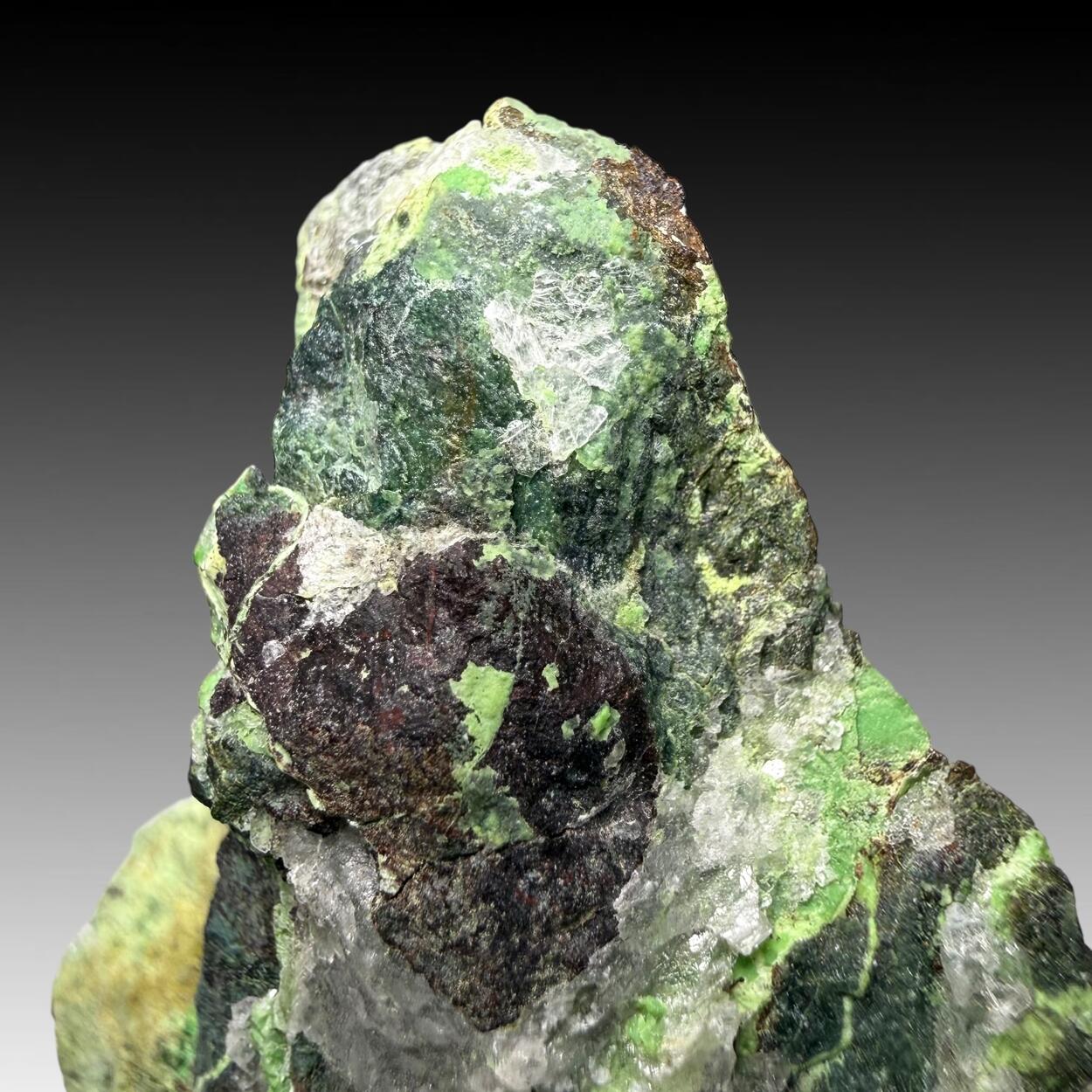 Gillardite & Gaspéite