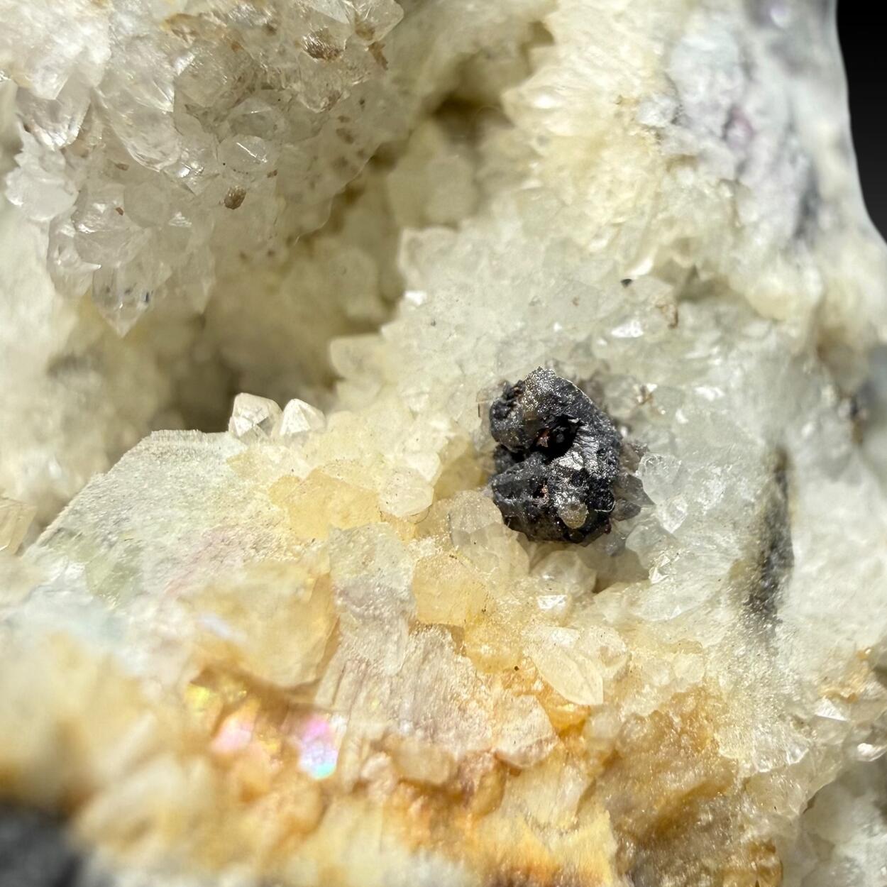 Metacinnabar & Valentinite