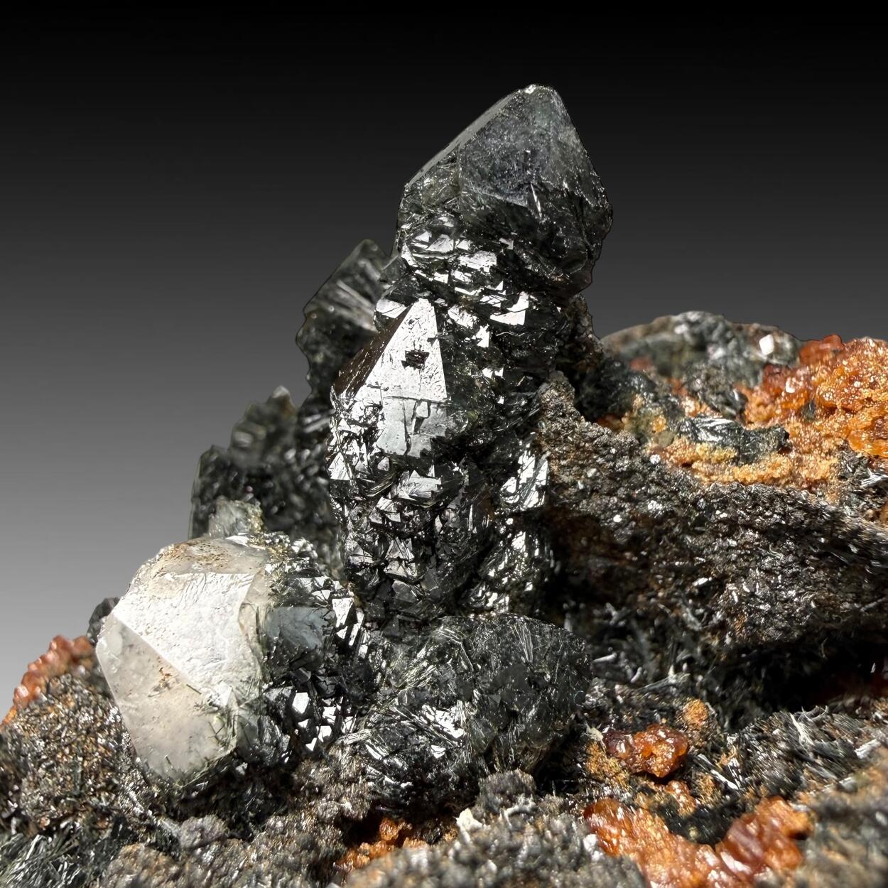 Prase On Andradite