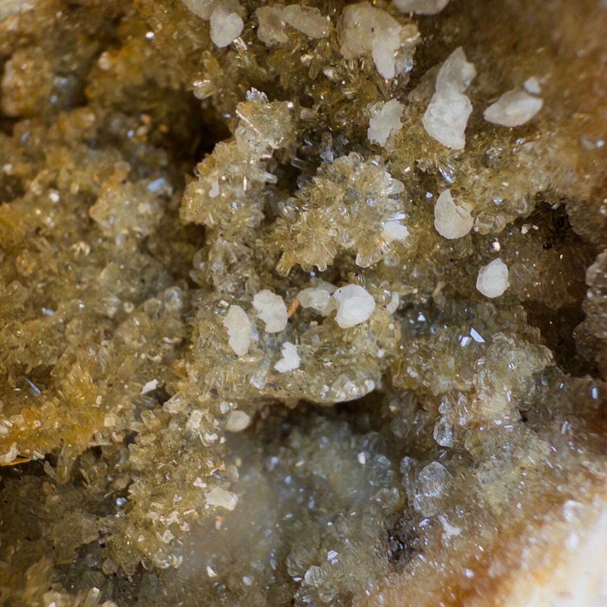 Hemimorphite & Cerussite