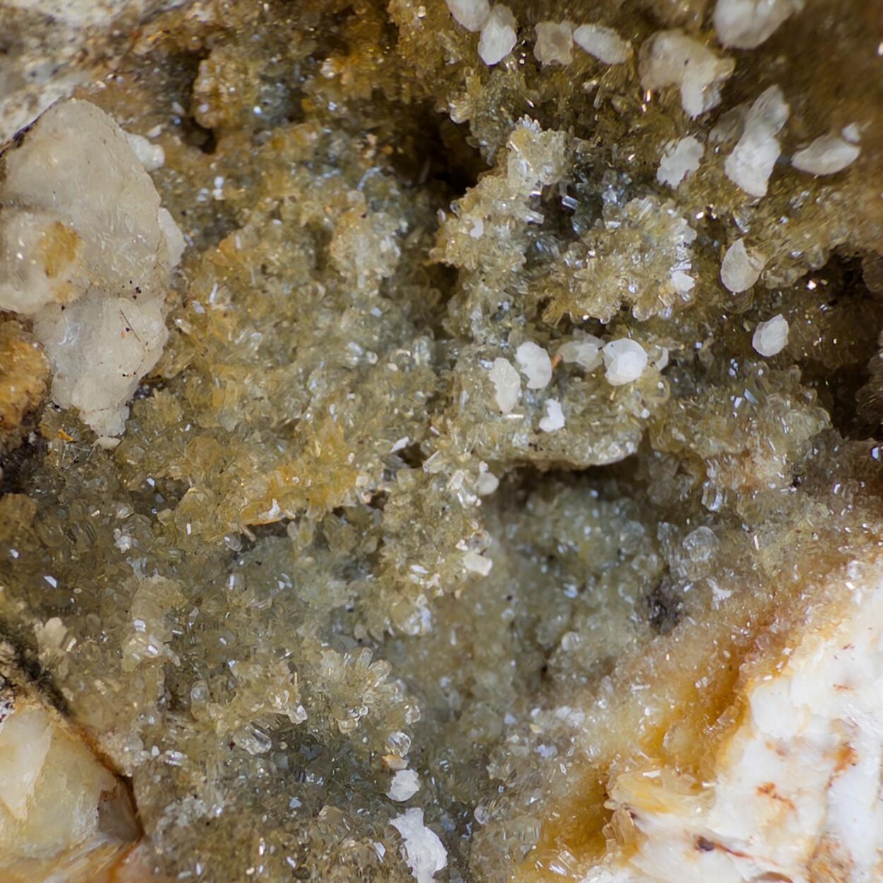 Hemimorphite & Cerussite