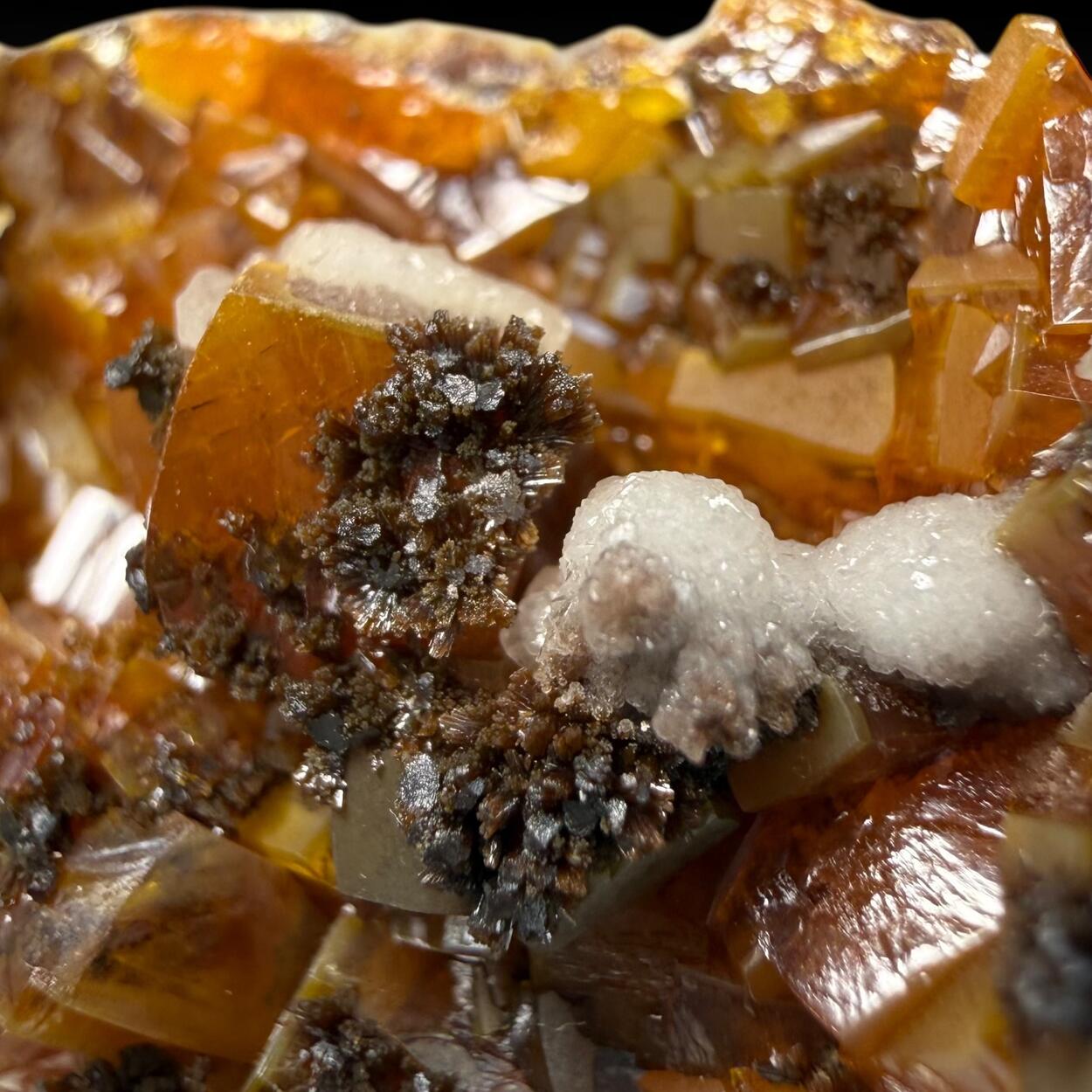 Wulfenite Endlichite & Calcite