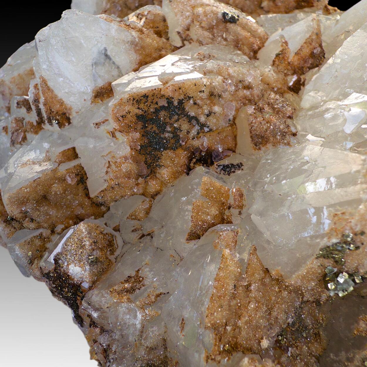 Quartz With Pyrite & Siderite