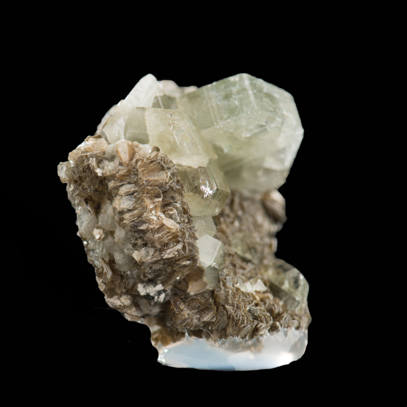 Fluorapatite