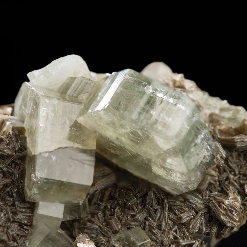 Fluorapatite
